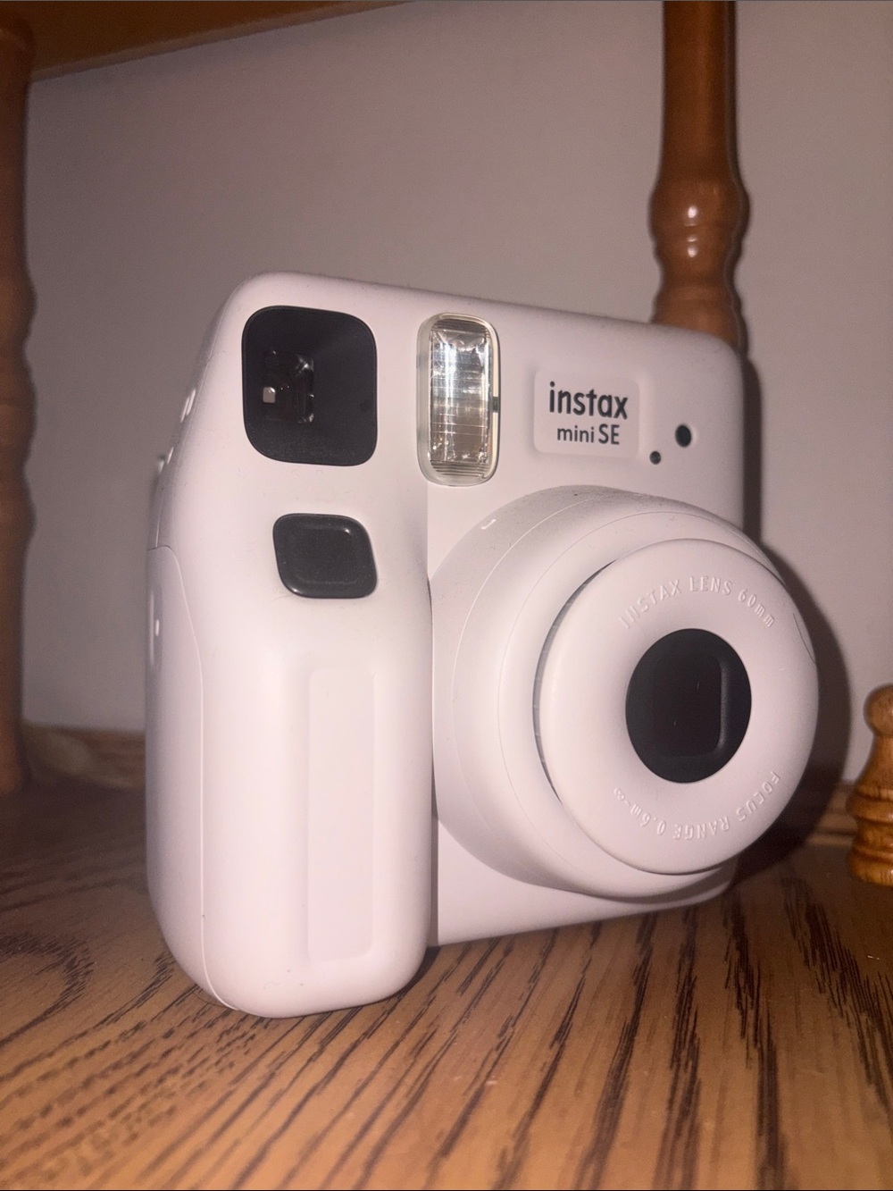 Fujifilm instax mini SE Instant Camera - White